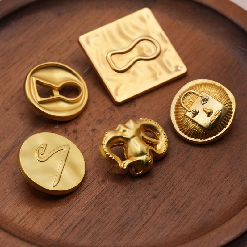 Vintage Metal Button Heart Sha - Embellish Craft 评论和价格