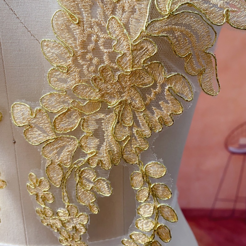 Gold Lace Trim for Wedding DIY - Embellish Craft 评论和价格